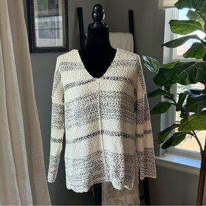 Mason & Belle Striped V-Neck Women's Sweater - Sz L